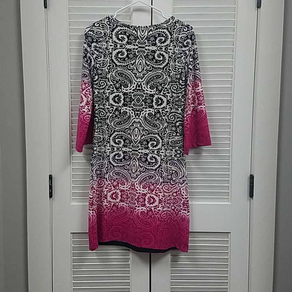 Dress - Picture 3 of 3